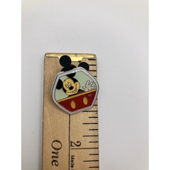 Lot Of 4 Trading Pins Walt Disney Mickey Mouse Donald Duck Ears Safety Pin - Picture 14 of 14